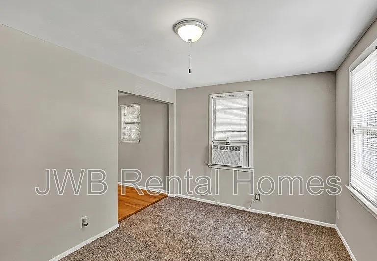 2387 2nd Ave — Photo 4