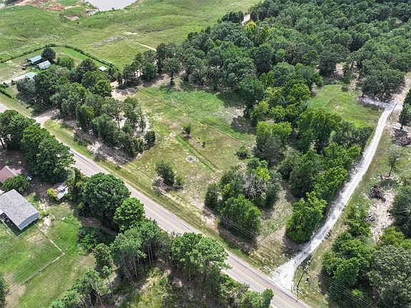 2nd image of 2568 County Road 4234