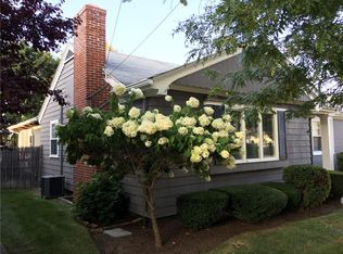 87 Glover St, Providence, RI 02908