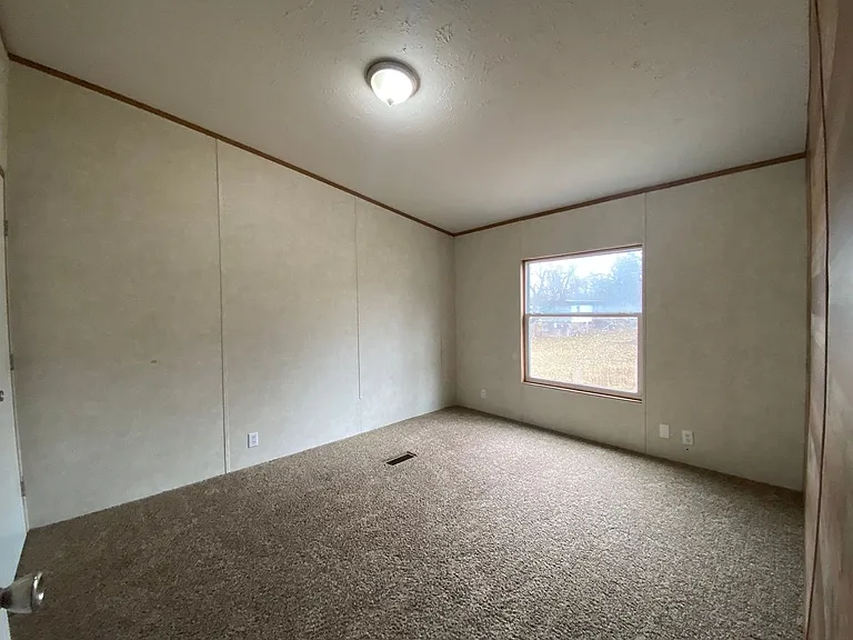 29250 S 563rd Rd — Photo 22