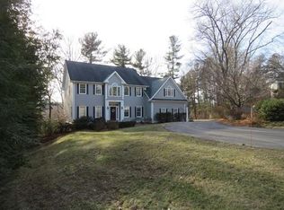 2 Devine Ln, Southborough, MA 01772