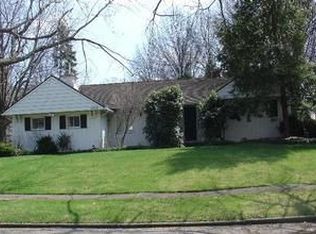 15876 Cleviden Rd, East Cleveland, OH 44112