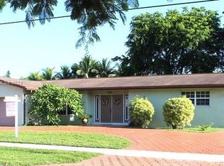 5361 SW 6th St, Plantation, FL 33317