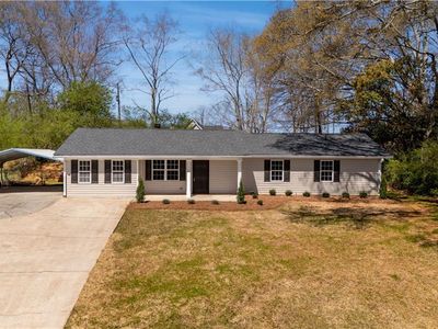 6014 Mitchell St, Flowery Branch, GA, 30542