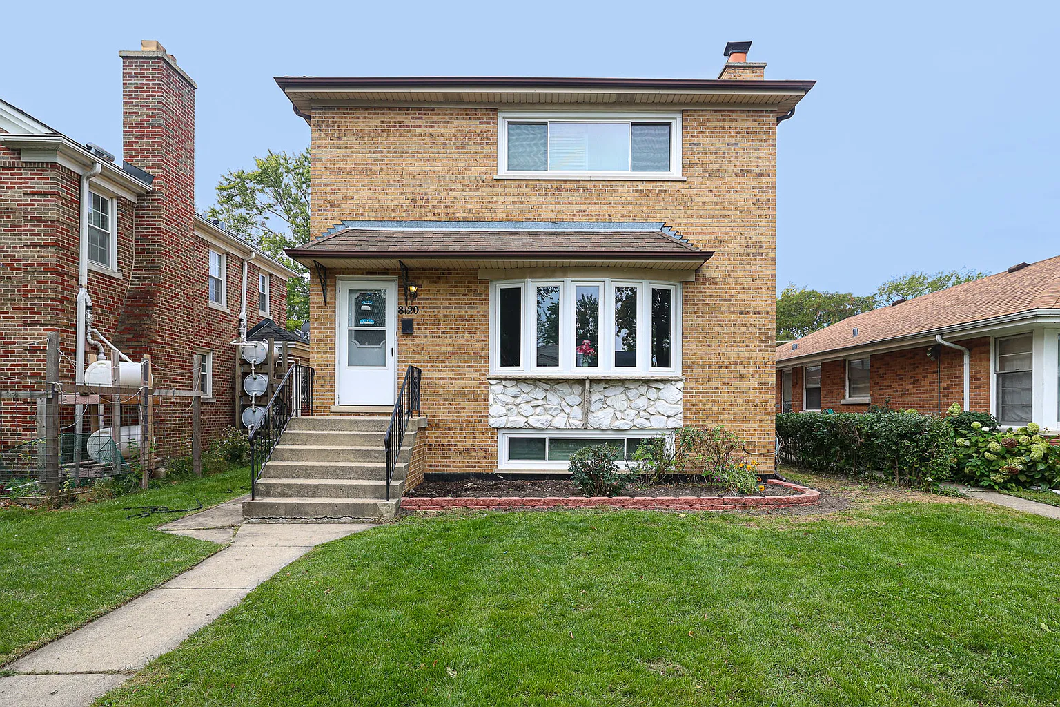 8120 Kolmar Ave photo 1