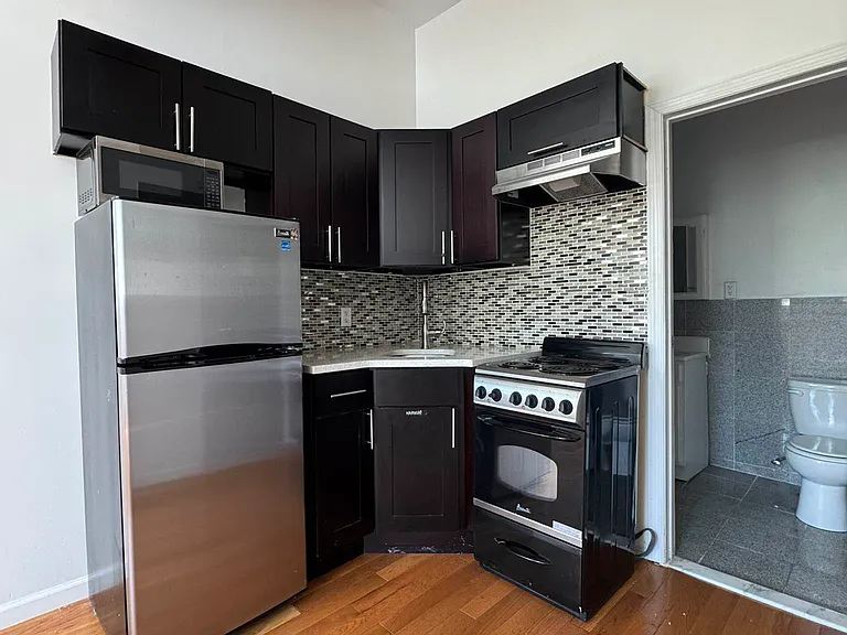 259 W 121st St #4B — Photo 10