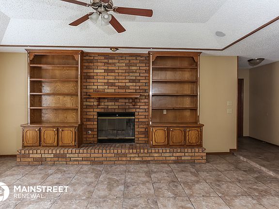 4th image of 13304 Marsh Ln