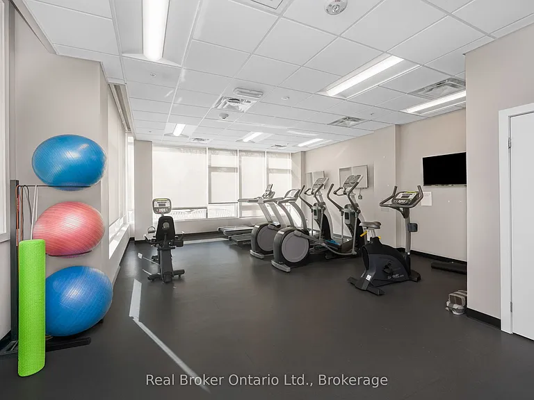 457 Plains Rd E #302 — Photo 31
