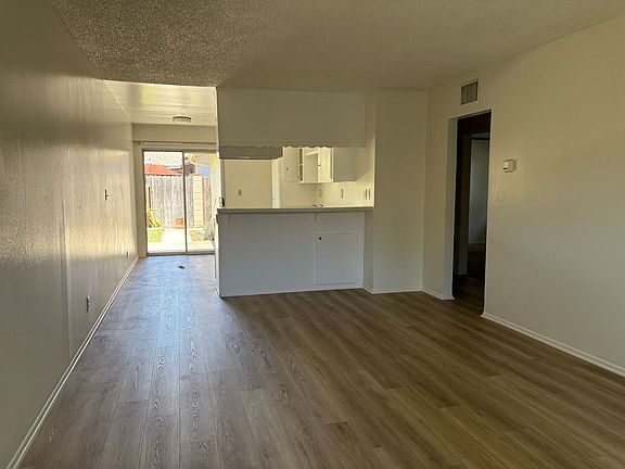 5th image of 1522 W Stanford St Unit A