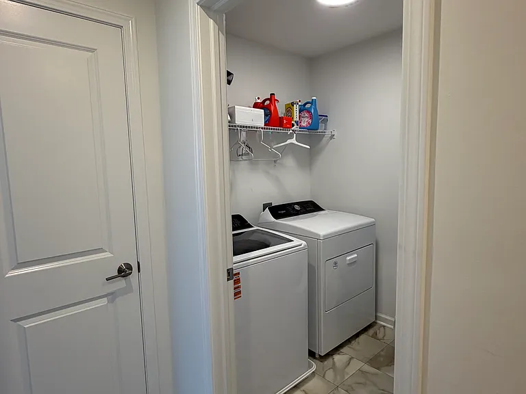 3357 Abberley Dr — Photo 17