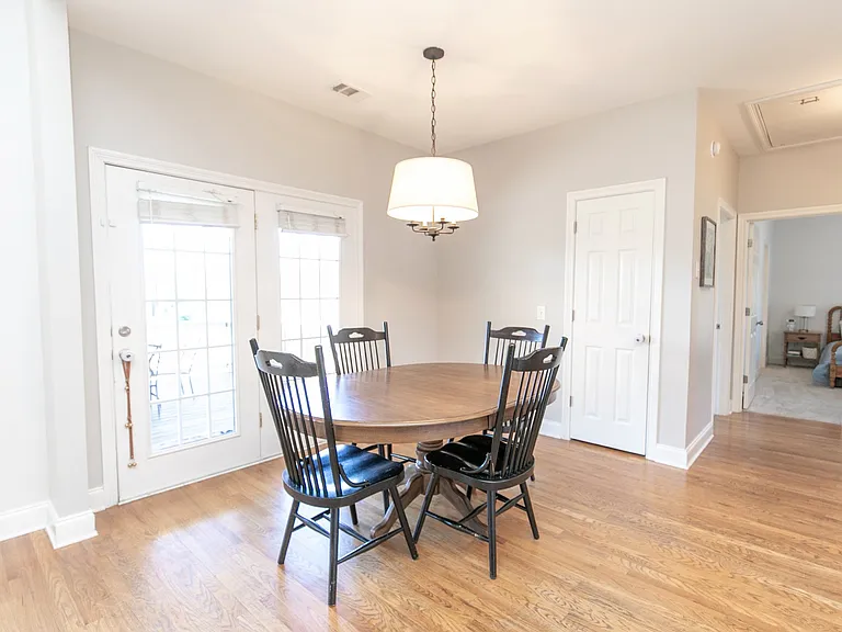 122 Buckhaven Dr — Photo 20