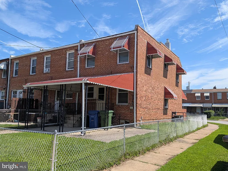 3018 Larue Sq E — Photo 17
