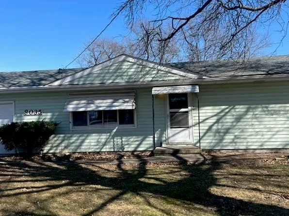 8035 Pilmer Dr, Des Moines, IA 50320