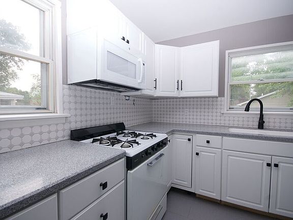 New microwave with gas stove