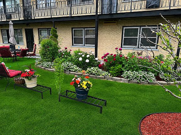 3rd image of 7043 S East End Ave APT 2D
