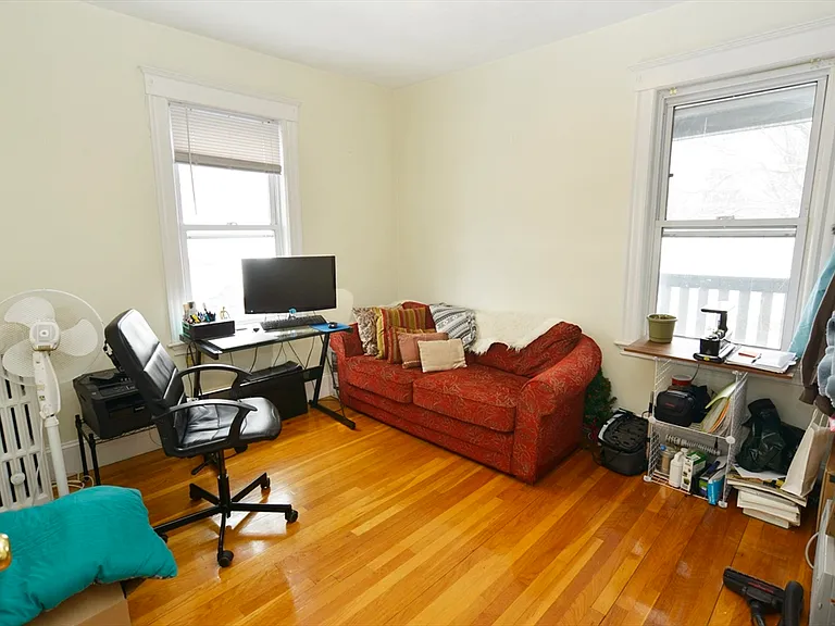 89 Rockview St #3 — Photo 11
