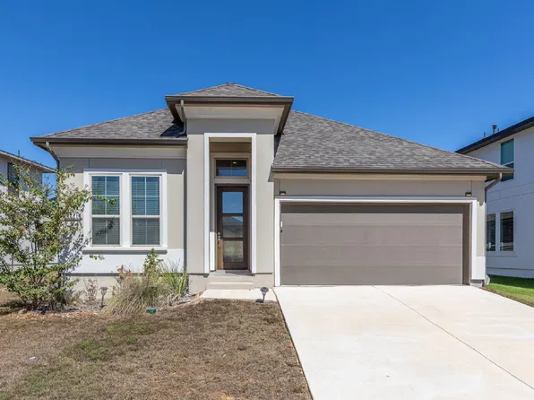 221 Navarro, Boerne, TX 78006