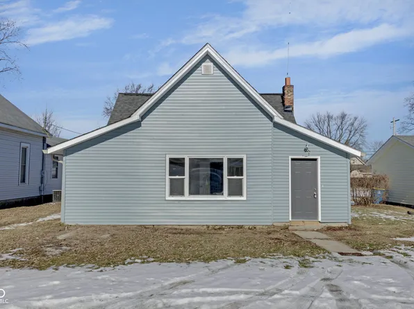 405 E 9th St, Sheridan, IN 46069