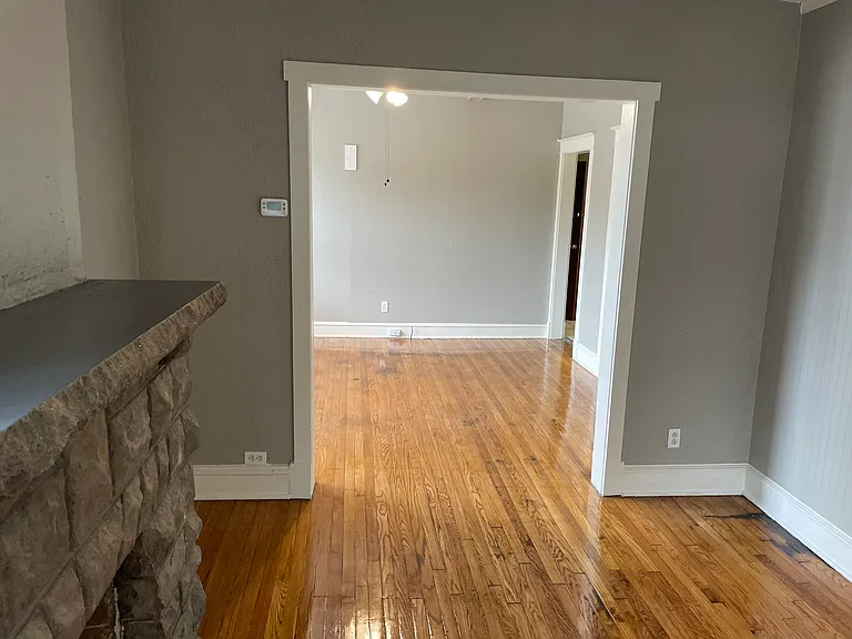 2208 E 29th St #1 — Photo 32