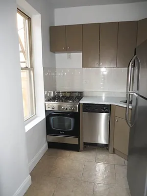 Rented by Bohemia Realty Group | media 8