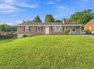 7105 Morton Dr, Lynchburg, VA 24502
