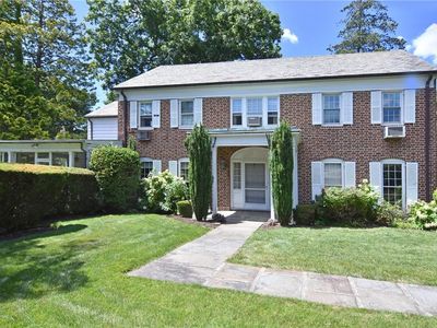 15 Bonmar Road, Pelham, NY, 10803