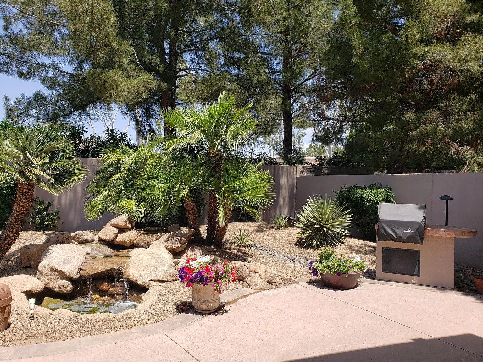 2 bed, 2.5 bath, 2564 sqft, $5,000 — Photo 2