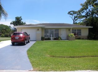 562 SE Brookside Ter, Port Saint Lucie, FL 34983