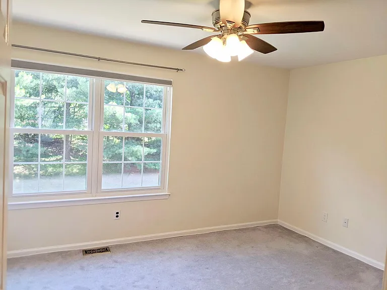 1503 Cobblestone Ct — Photo 7