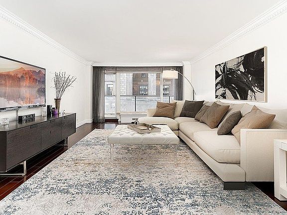 3rd image of 200 Central Park S APT 14A