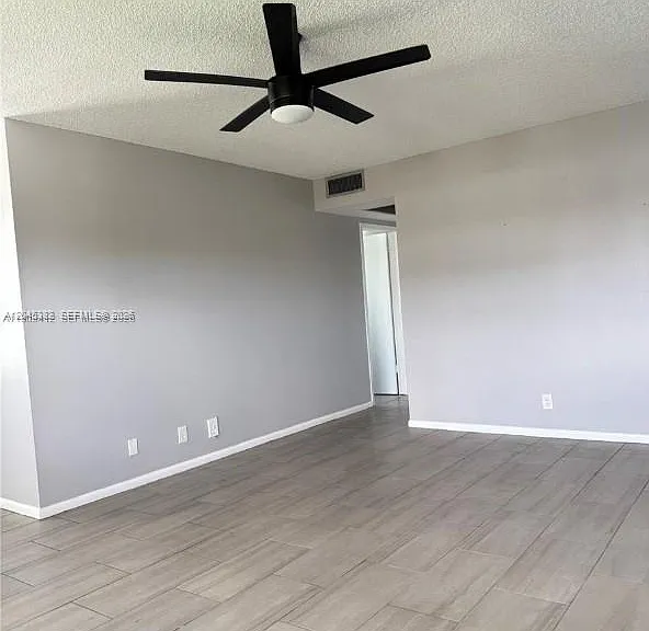 165 Fanshaw Way #D-165 — Photo 8