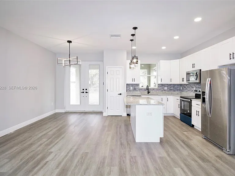 4510 Boabadilla Ave — Photo 6