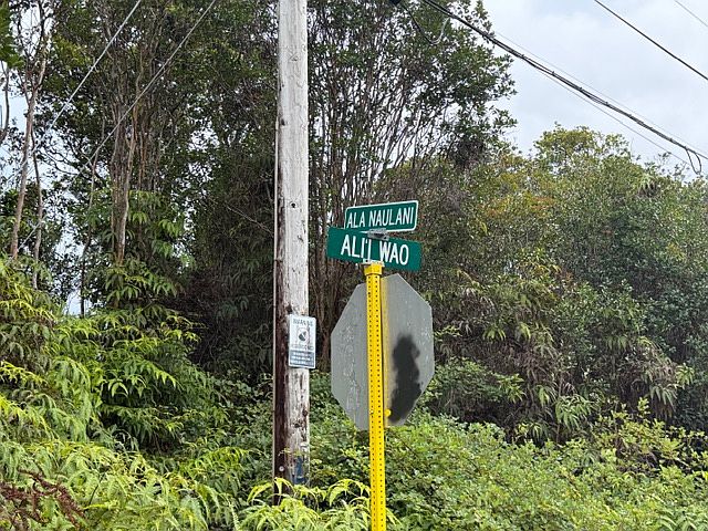 2nd image of Ala Naulani Rd Lot 58
