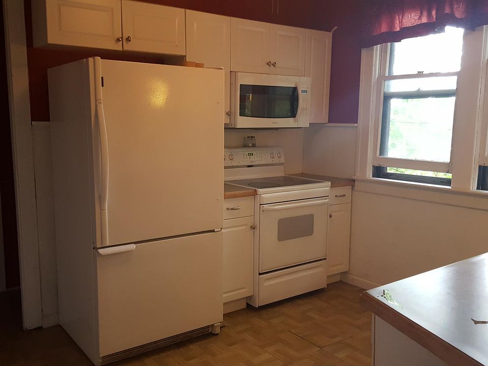 1st image of 15 Russell St