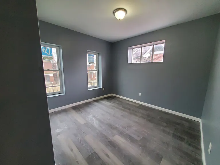 5564 Hebert St #2F — Photo 14