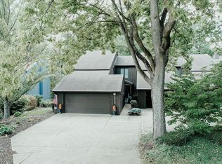 3925 Hilltop Dr, Huron, OH