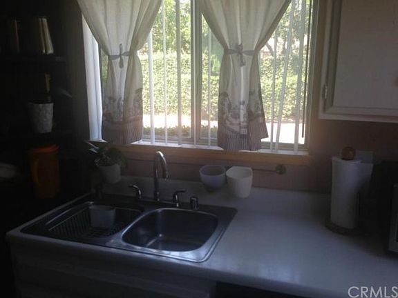 2nd image of 12752 Ascot Dr