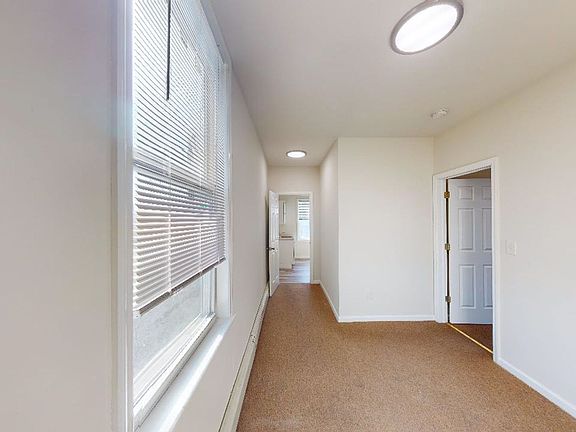 3rd image of 1052 Garfield Ave Floor 3