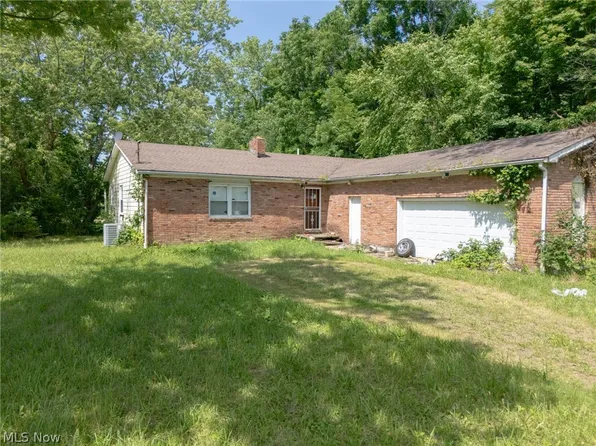 17222 Reynolds Rd, Middlefield, OH 44491