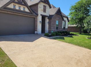 224 Woodhaven Trl, Mc Gregor, TX 76657