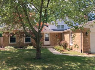 333 Berry Dr, Naperville, IL 60540