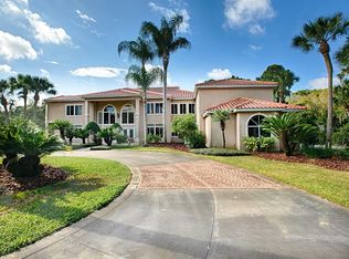 11410 Lane Park Rd, Tavares, FL 32778