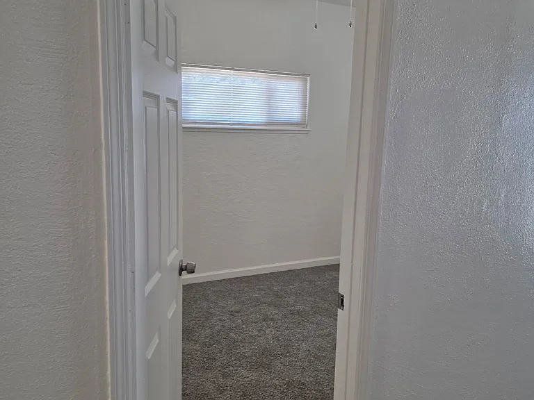 5063 Central Ave — Photo 4
