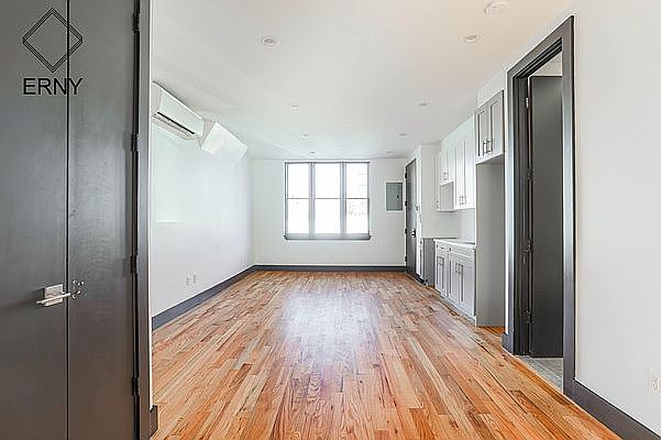 1st image of 960 Pacific St #2N