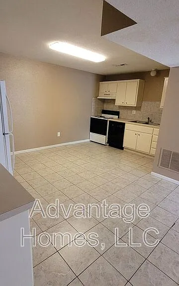 801 Johnson Cir #A — Photo 15