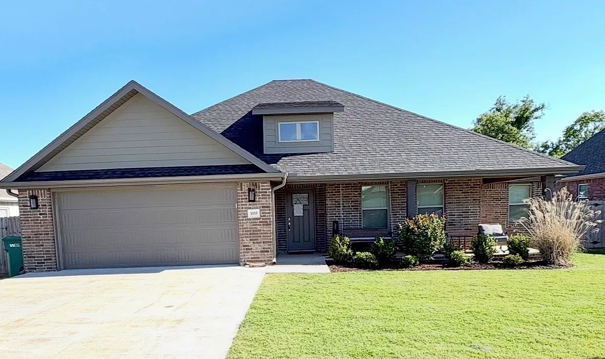 4 bed, 1850 sqft, $2,250 — Photo 1
