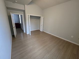 615 Homestead St APT 1B, Baltimore, MD 21218