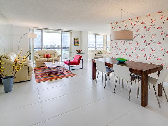 5th image of 3500 Mystic Pointe Dr APT 2905