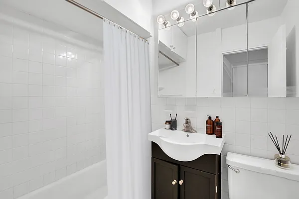 Rented by Brown Harris Stevens | media 12