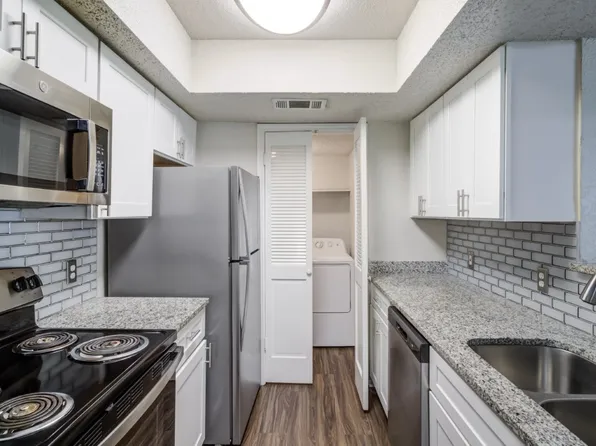 Peppertree Apartment Homes